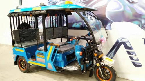 Jezza J1000 Rickshaw with Blue color