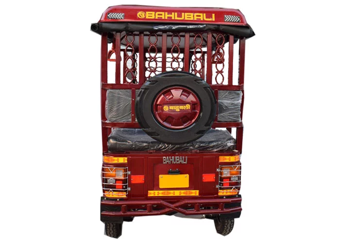 Bahubali e Rickshaw STD