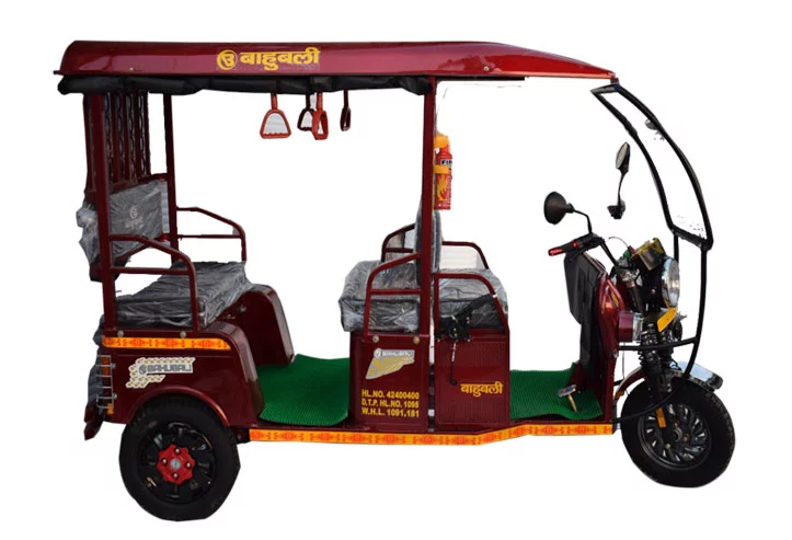 Bahubali e Rickshaw STD